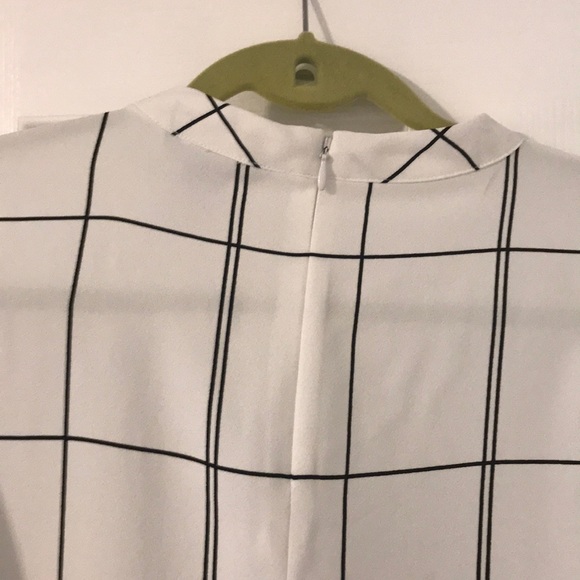 Checkered Blouse - Picture 4 of 5